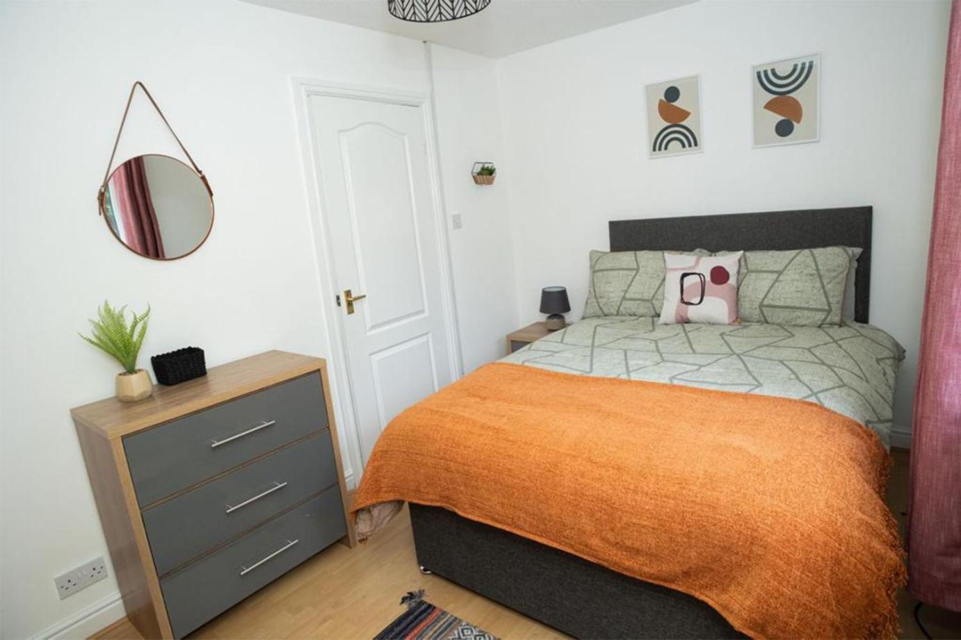 Haydock Cozy 2-Bedroom Home With Free Parking Exterior foto