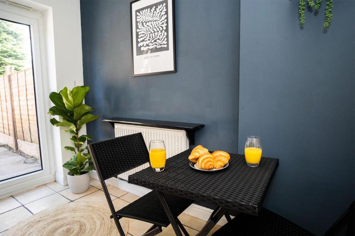Haydock Cozy 2-Bedroom Home With Free Parking Exterior foto