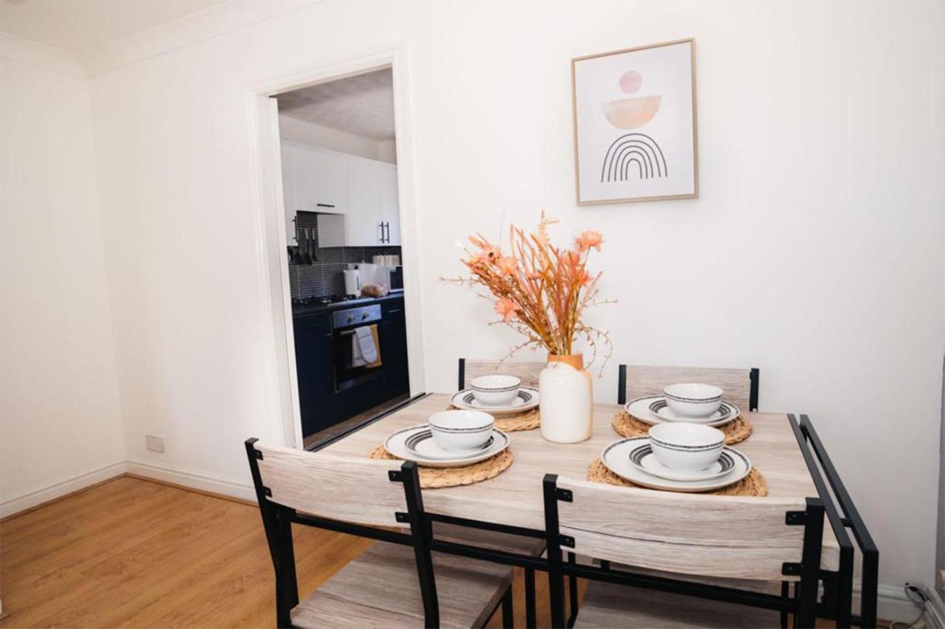 Haydock Cozy 2-Bedroom Home With Free Parking Exterior foto